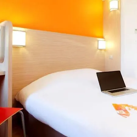 Hotel Premiere Classe Lille - Villeneuve D'ascq - Stade Pierre Mauroy 3*