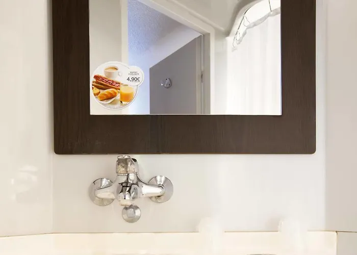 Hotel Premiere Classe Lille - Villeneuve D’ascq - Stade Pierre Mauroy 3*